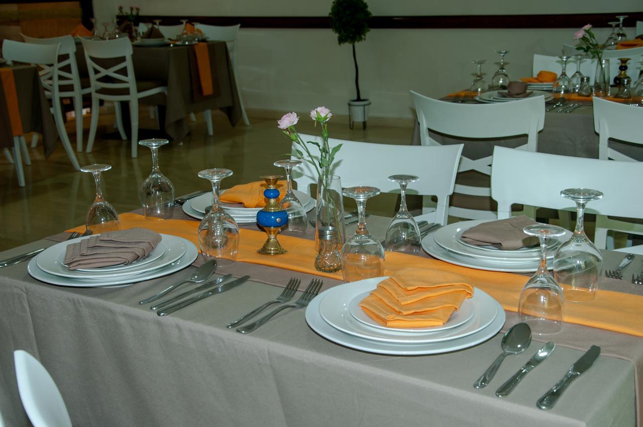 Sania Hotel Sidi Bennour Eksteriør billede